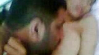 სექსუალური ქერა ჰოლი ...