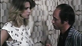 ორი მოჭიდავე გაერთია ...